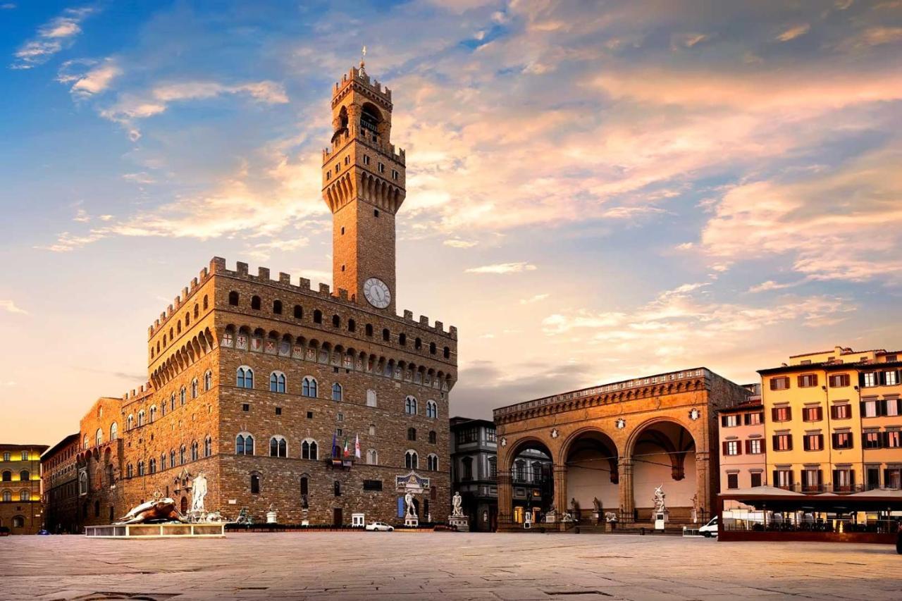 Casa Faenza At Most Historical Center With Lift !!! 佛罗伦萨 外观 照片